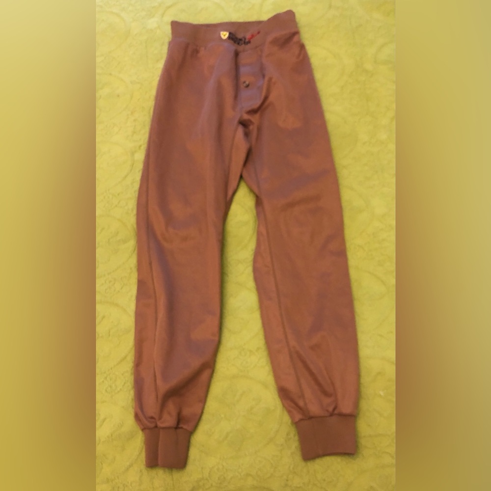 Scent Blocker hunting pants. NWOT. Size M.